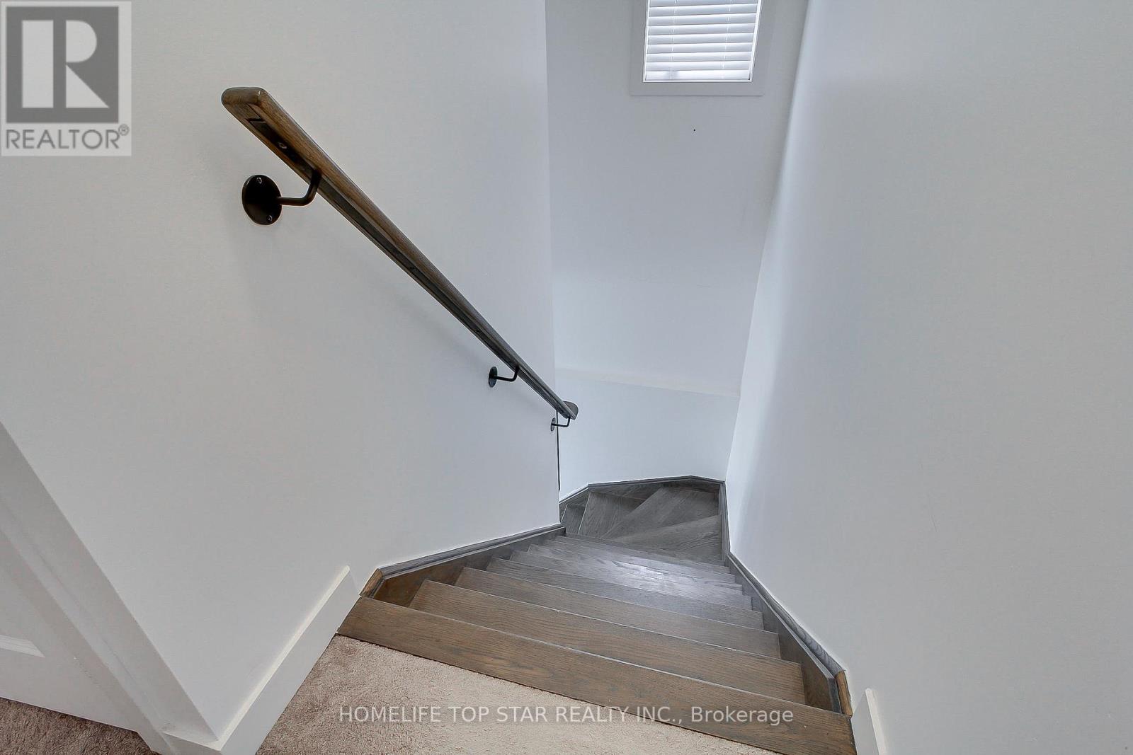 2646 Castlegate Crossing Drive, Pickering (Duffin Heights), Ontario  L1X 0H8 - Photo 27 - E12877144