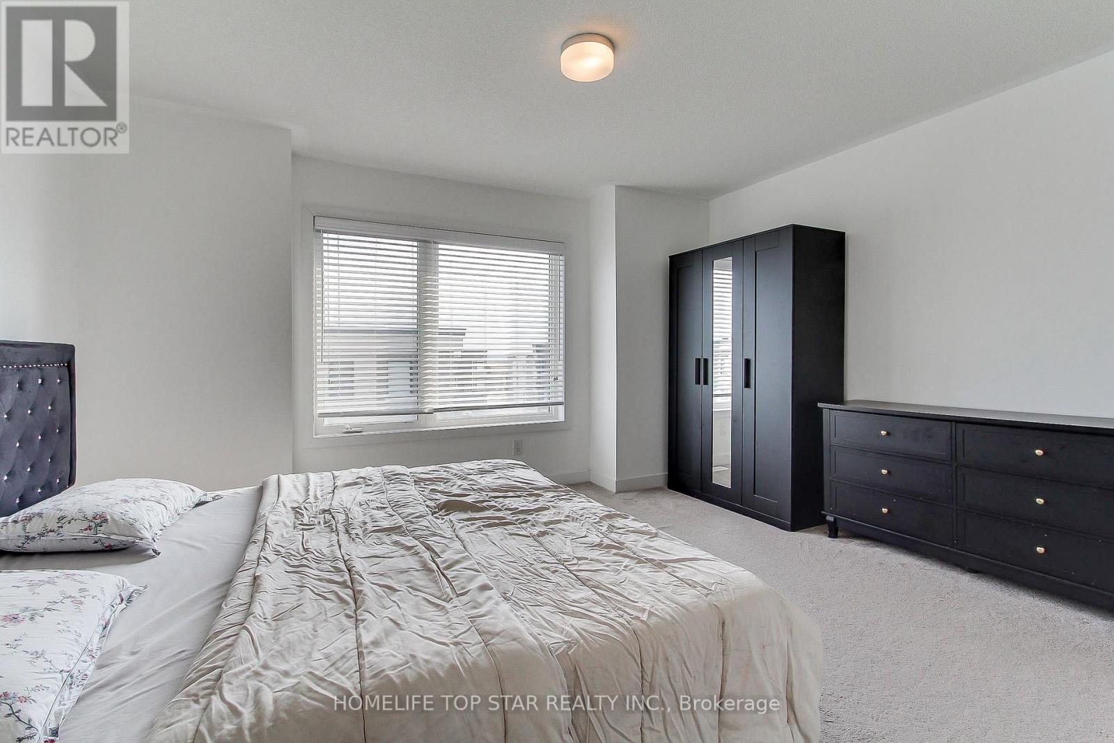 2646 Castlegate Crossing Drive, Pickering (Duffin Heights), Ontario  L1X 0H8 - Photo 30 - E12877144