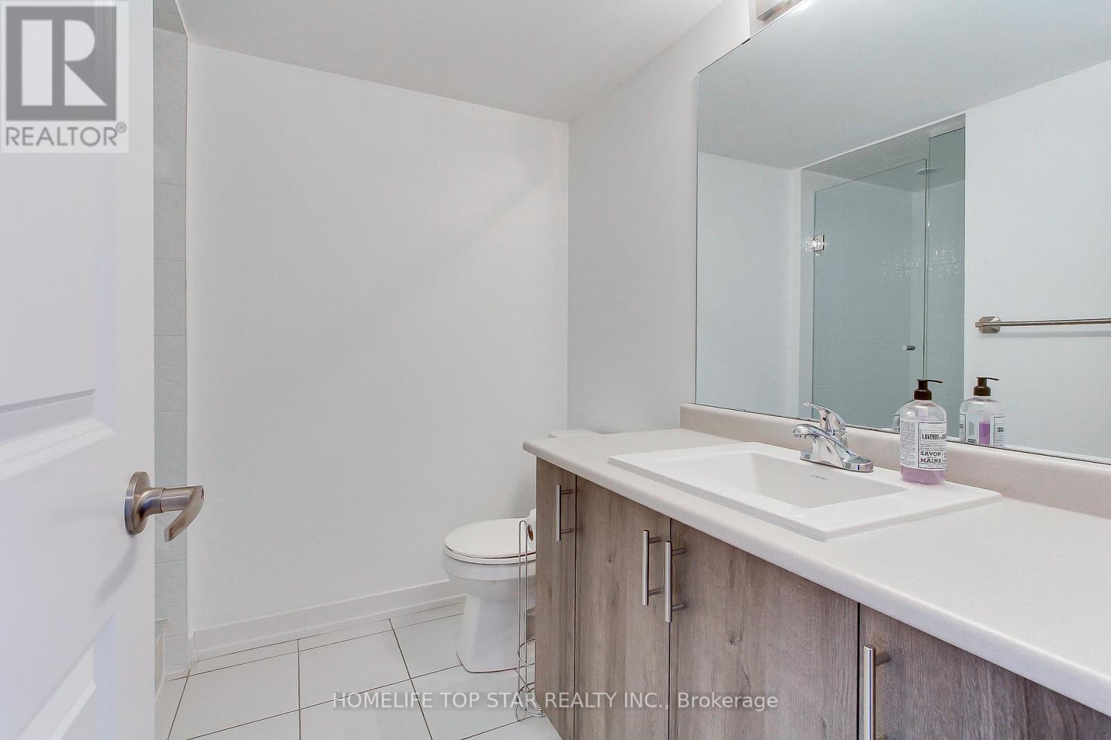 2646 Castlegate Crossing Drive, Pickering (Duffin Heights), Ontario  L1X 0H8 - Photo 8 - E12877144