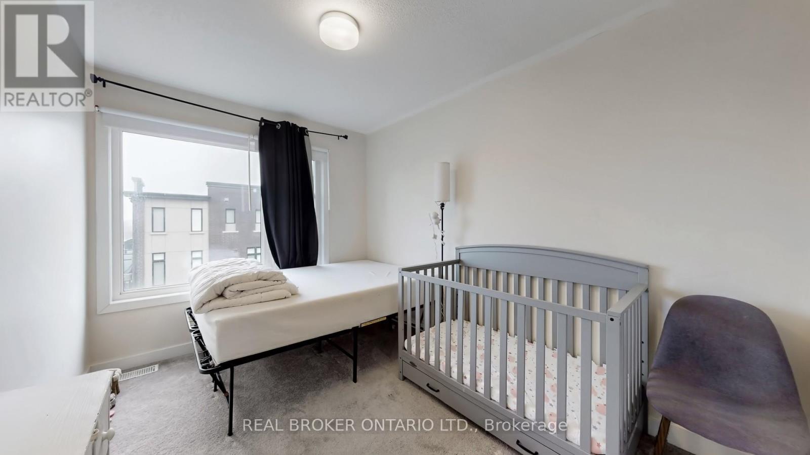 2508 Castlegate Crossing, Pickering (Duffin Heights), Ontario  L1X 0H8 - Photo 22 - E12877214