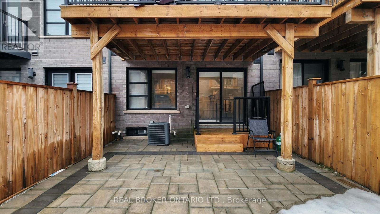 2508 Castlegate Crossing, Pickering (Duffin Heights), Ontario  L1X 0H8 - Photo 28 - E12877214