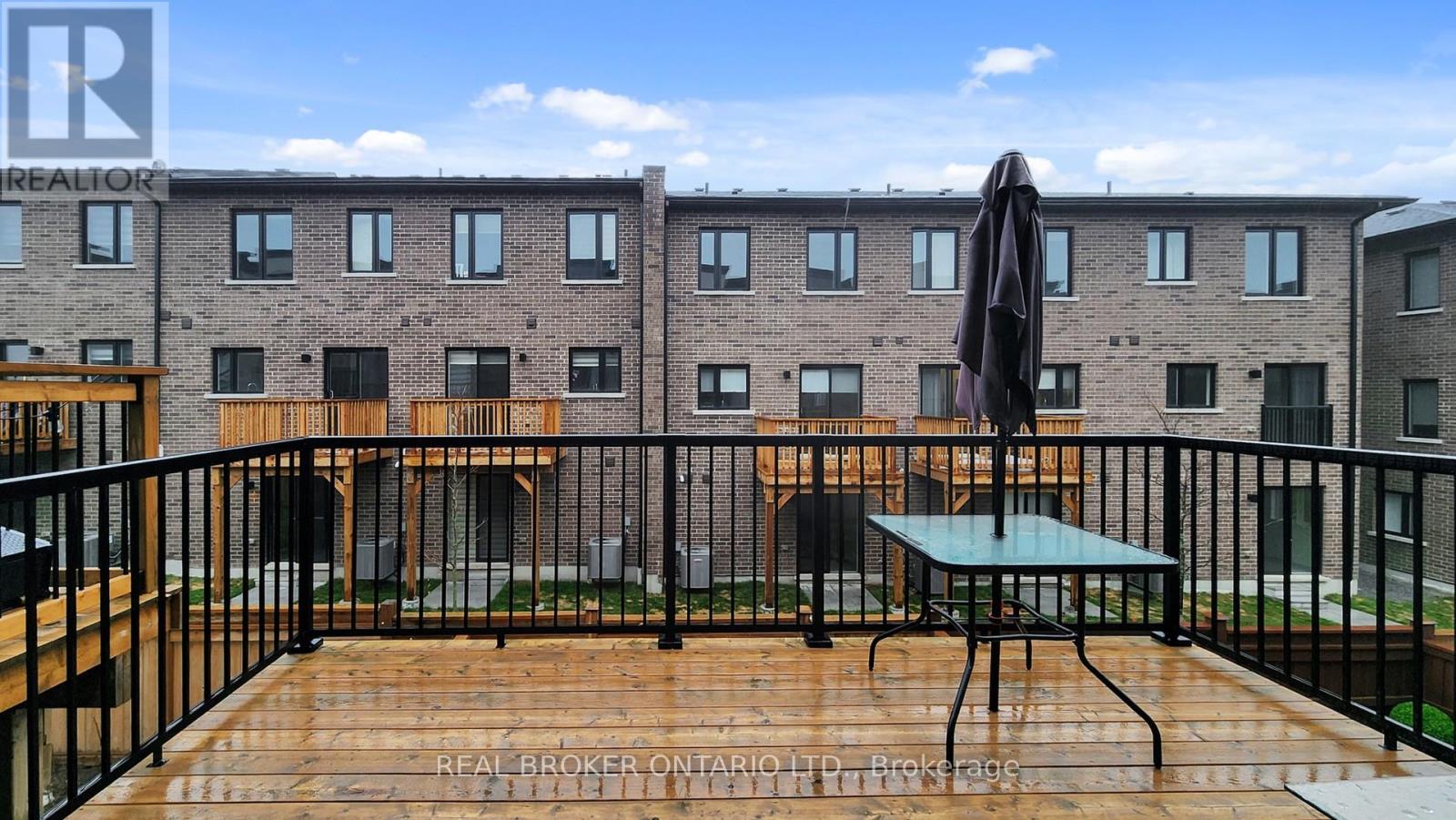 2508 Castlegate Crossing, Pickering (Duffin Heights), Ontario  L1X 0H8 - Photo 30 - E12877214