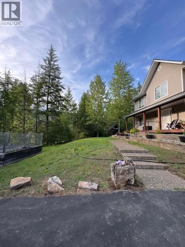 2095 Pass Creek Road, Castlegar, British Columbia  V1N 4T1 - Photo 40 - 10379218