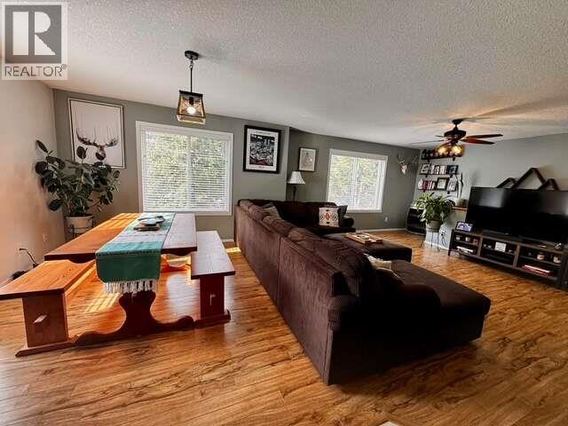 2095 Pass Creek Road, Castlegar, British Columbia  V1N 4T1 - Photo 17 - 10379218