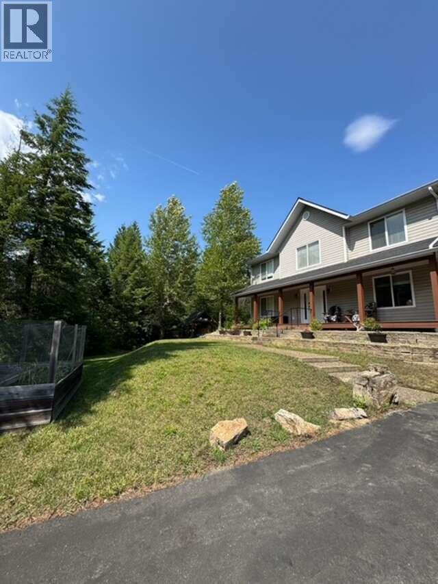 2095 Pass Creek Road, Castlegar, British Columbia  V1N 4T1 - Photo 47 - 10379218