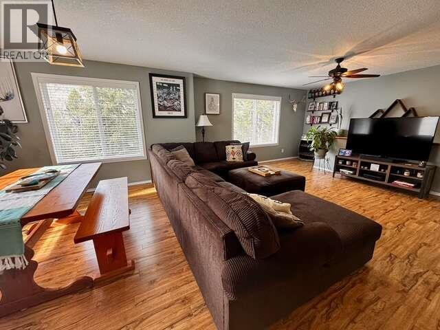 2095 Pass Creek Road, Castlegar, British Columbia  V1N 4T1 - Photo 23 - 10379218