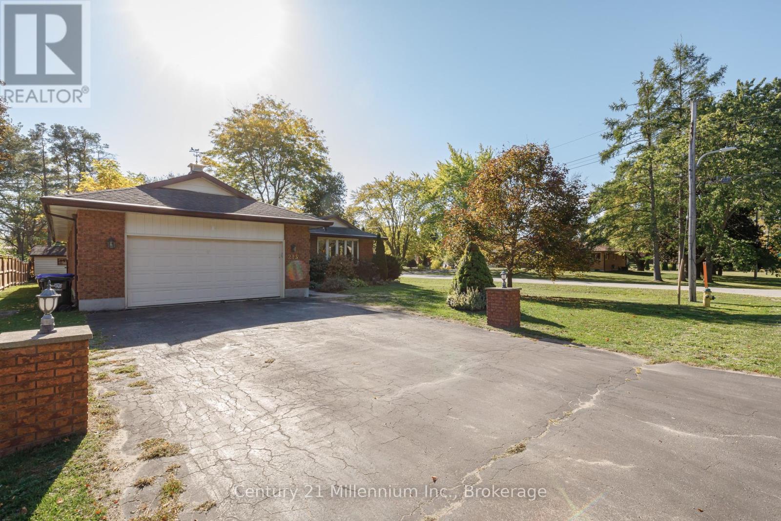 213 Jane Street, Clearview (Stayner), Ontario  L0M 1S0 - Photo 3 - S12877204