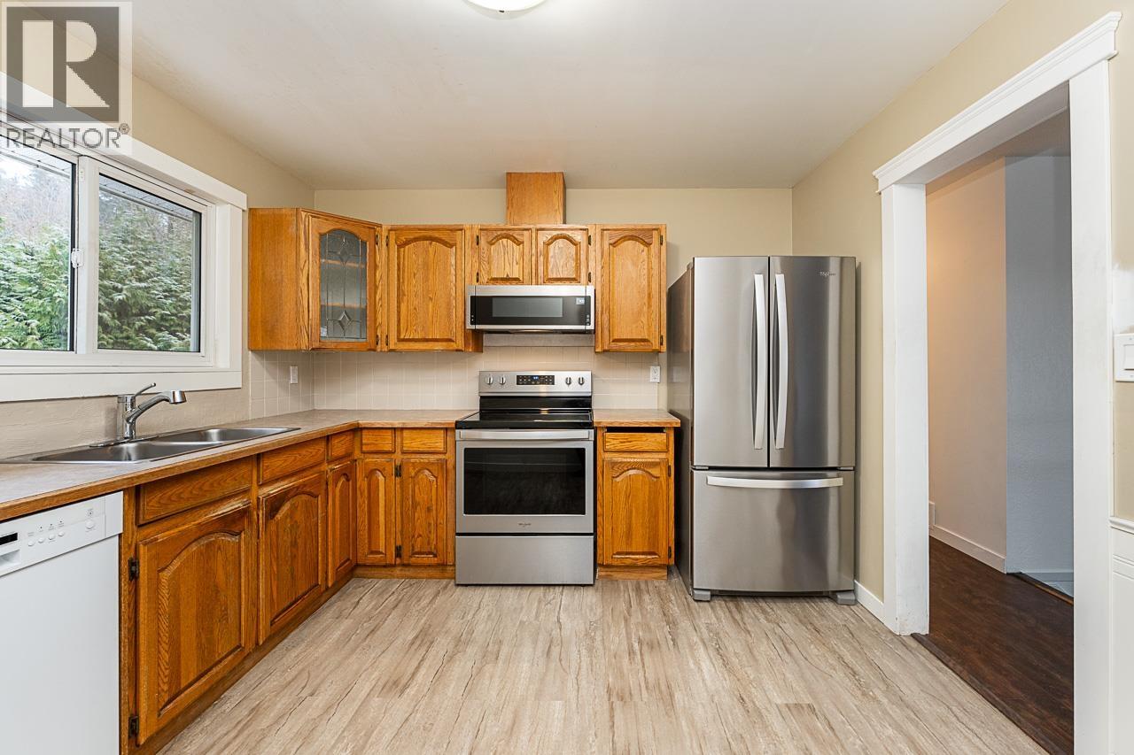 1819 Chalmers Avenue, Port Coquitlam, British Columbia  V3B 2T3 - Photo 11 - R3099244