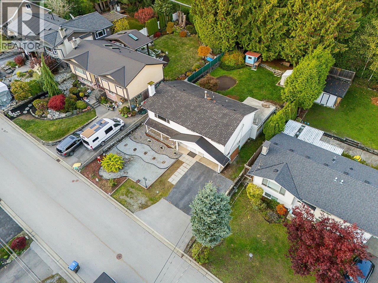 1819 Chalmers Avenue, Port Coquitlam, British Columbia  V3B 2T3 - Photo 14 - R3099244
