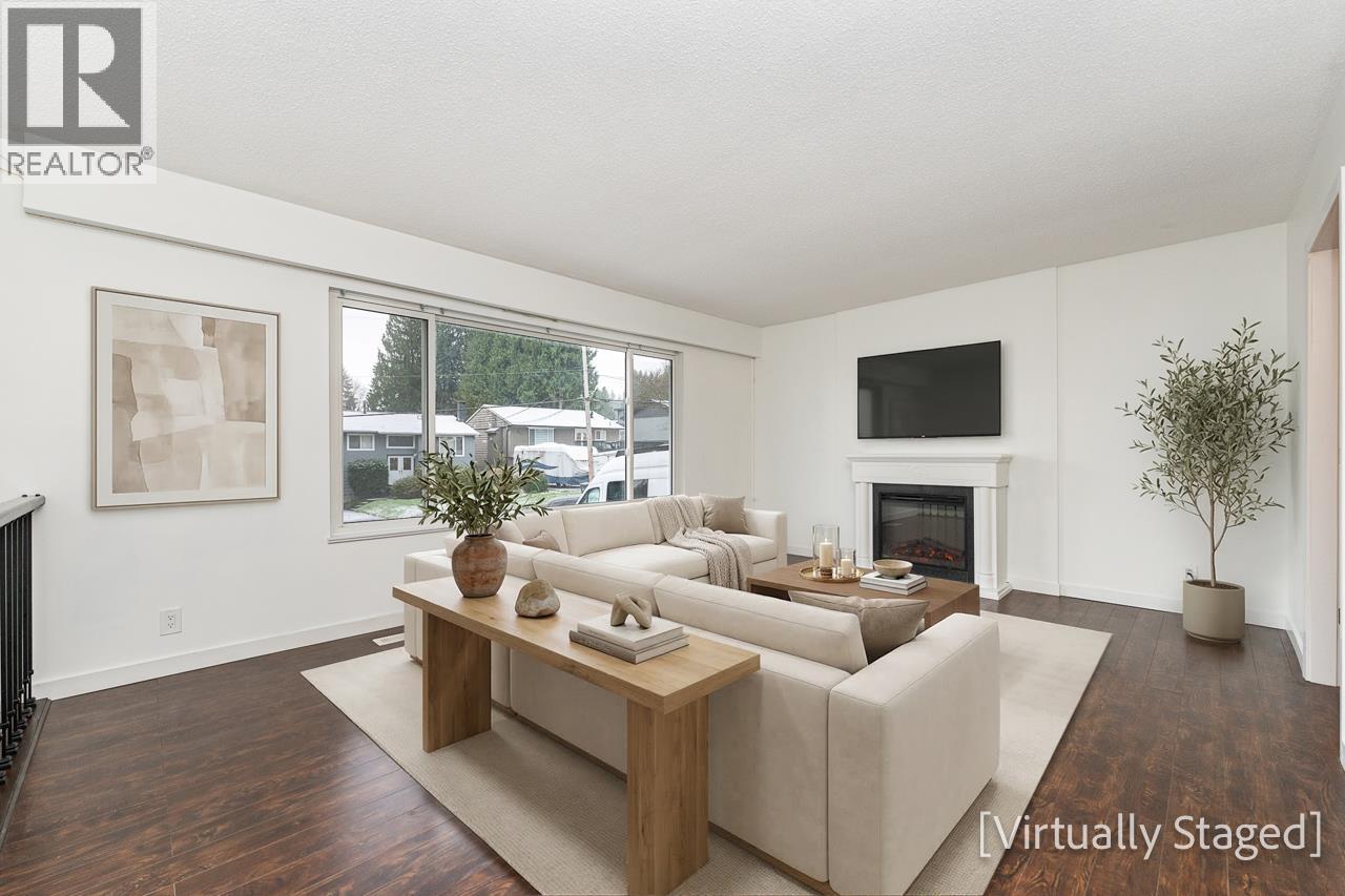 1819 Chalmers Avenue, Port Coquitlam, British Columbia  V3B 2T3 - Photo 2 - R3099244