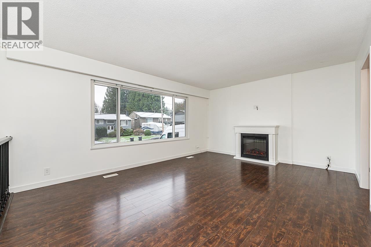 1819 Chalmers Avenue, Port Coquitlam, British Columbia  V3B 2T3 - Photo 3 - R3099244