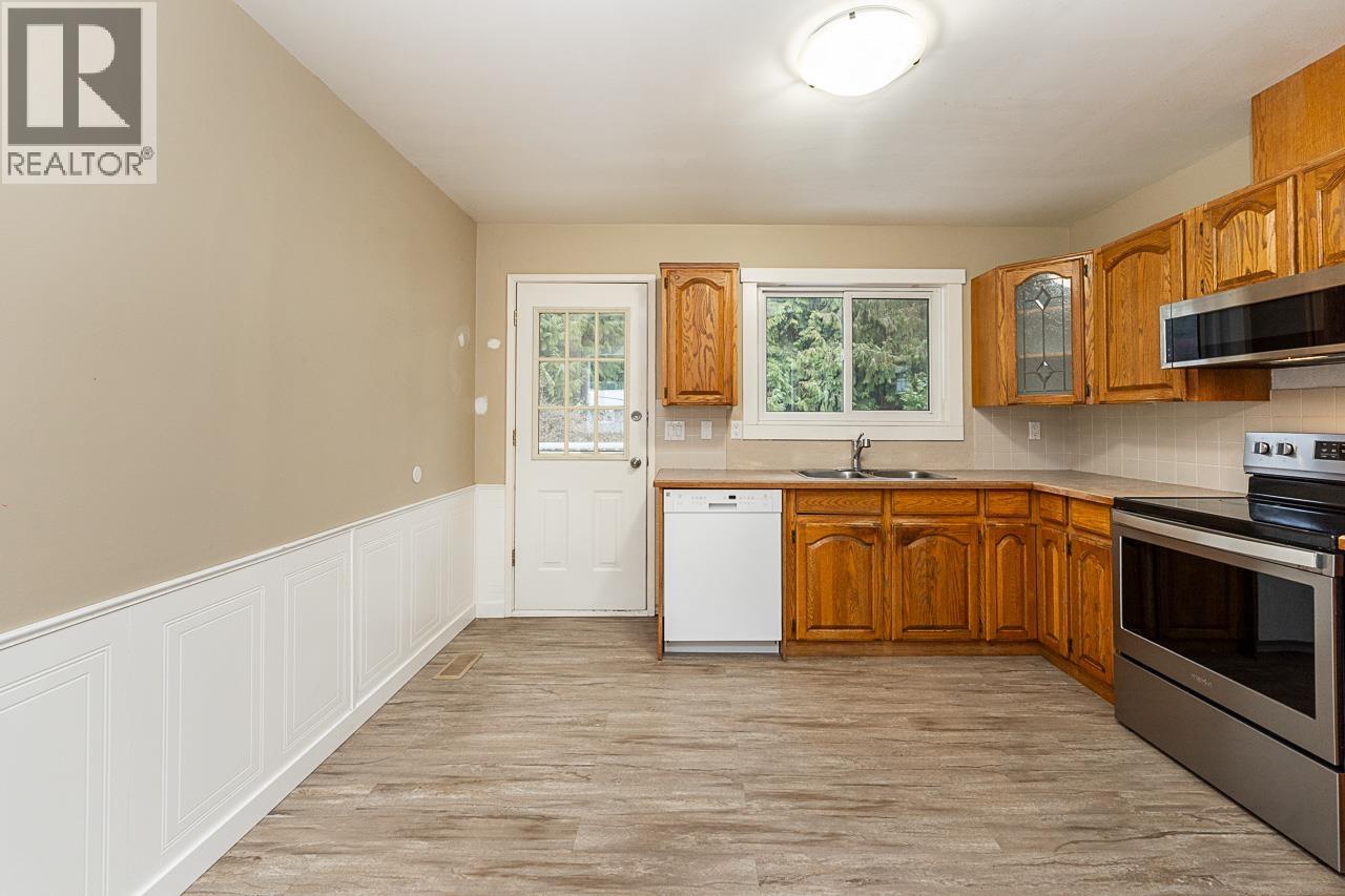 1819 Chalmers Avenue, Port Coquitlam, British Columbia  V3B 2T3 - Photo 5 - R3099244