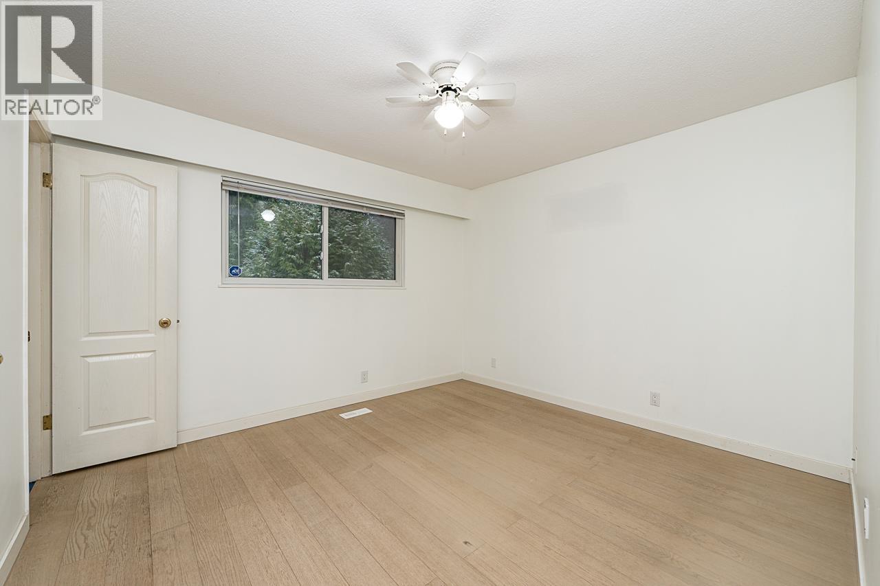 1819 Chalmers Avenue, Port Coquitlam, British Columbia  V3B 2T3 - Photo 7 - R3099244