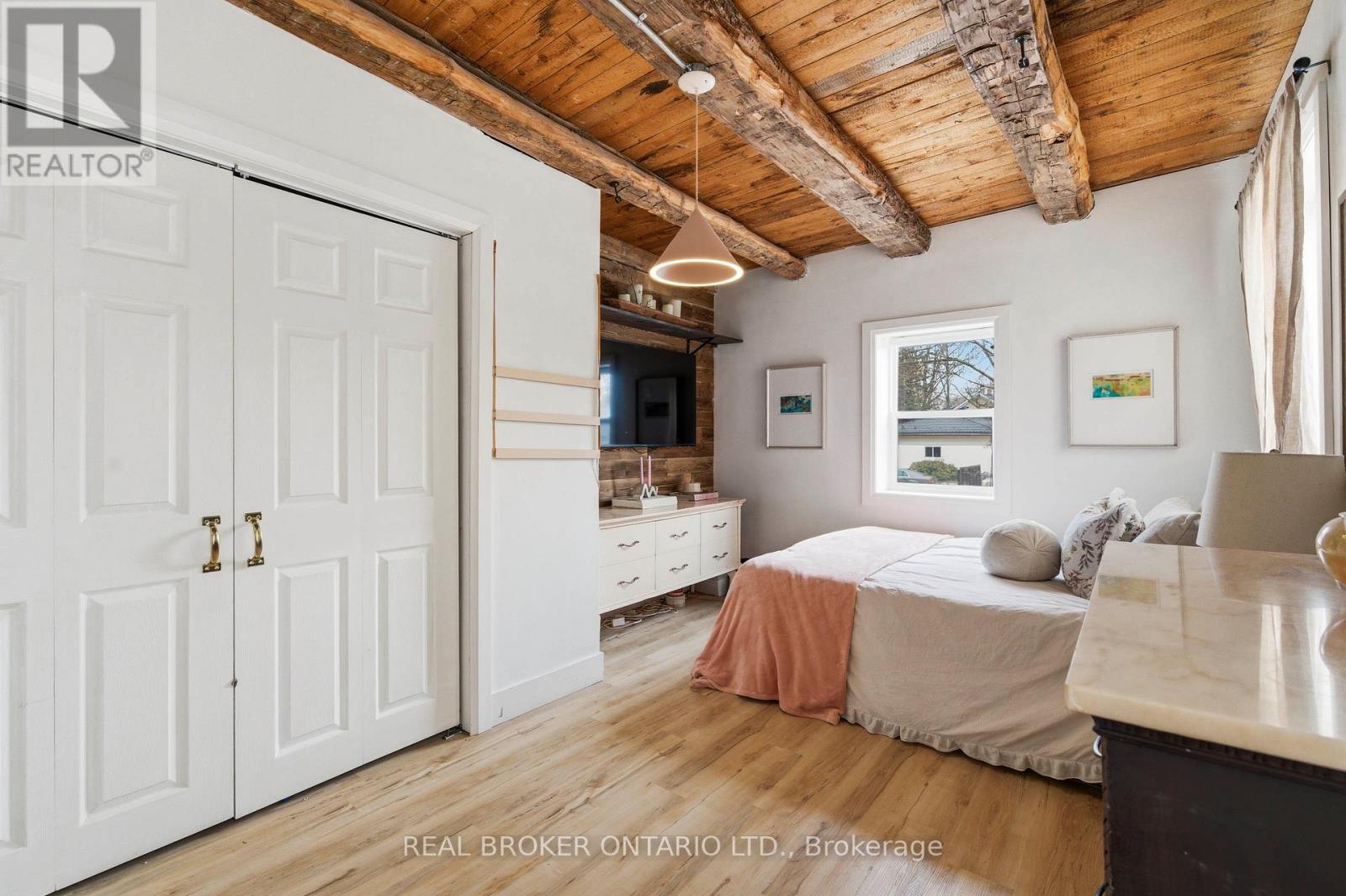 1043 Queens Bush Road, Wellesley, Ontario  N1B 2T0 - Photo 10 - X12872424