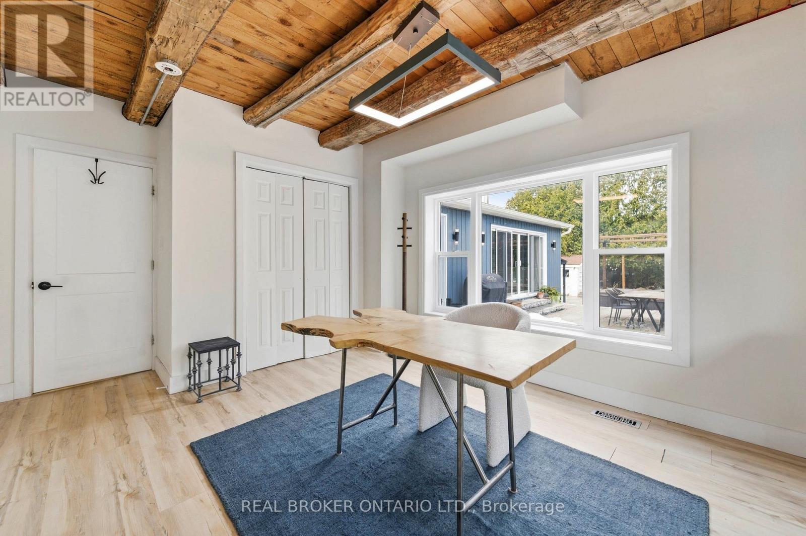 1043 Queens Bush Road, Wellesley, Ontario  N1B 2T0 - Photo 12 - X12872424