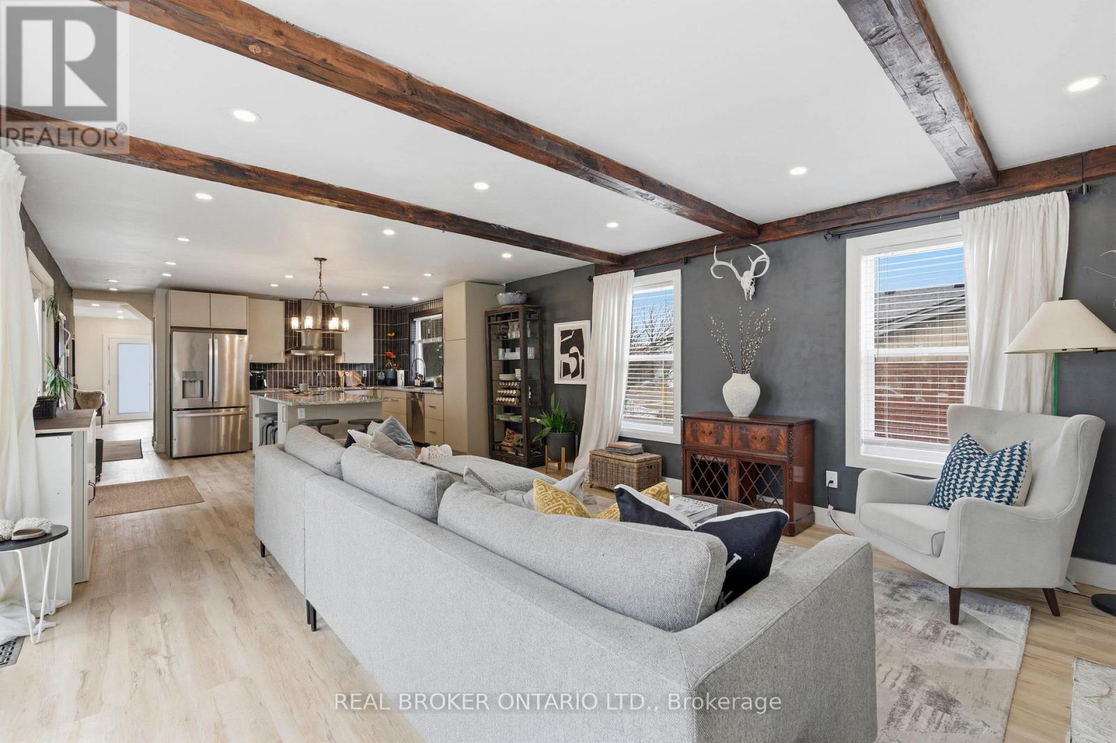 1043 Queens Bush Road, Wellesley, Ontario  N1B 2T0 - Photo 8 - X12872424