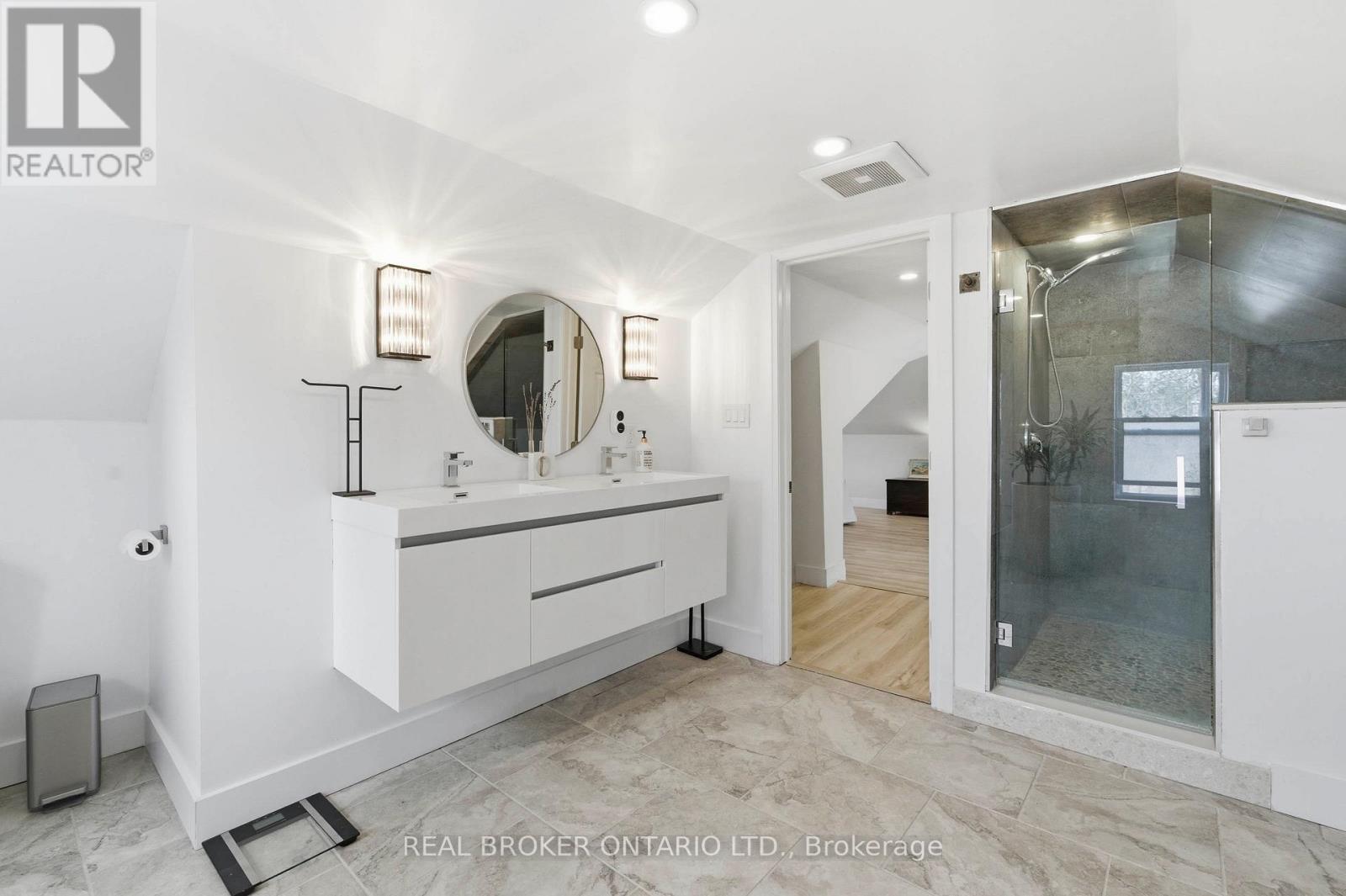 1043 Queens Bush Road, Wellesley, Ontario  N1B 2T0 - Photo 18 - X12872424