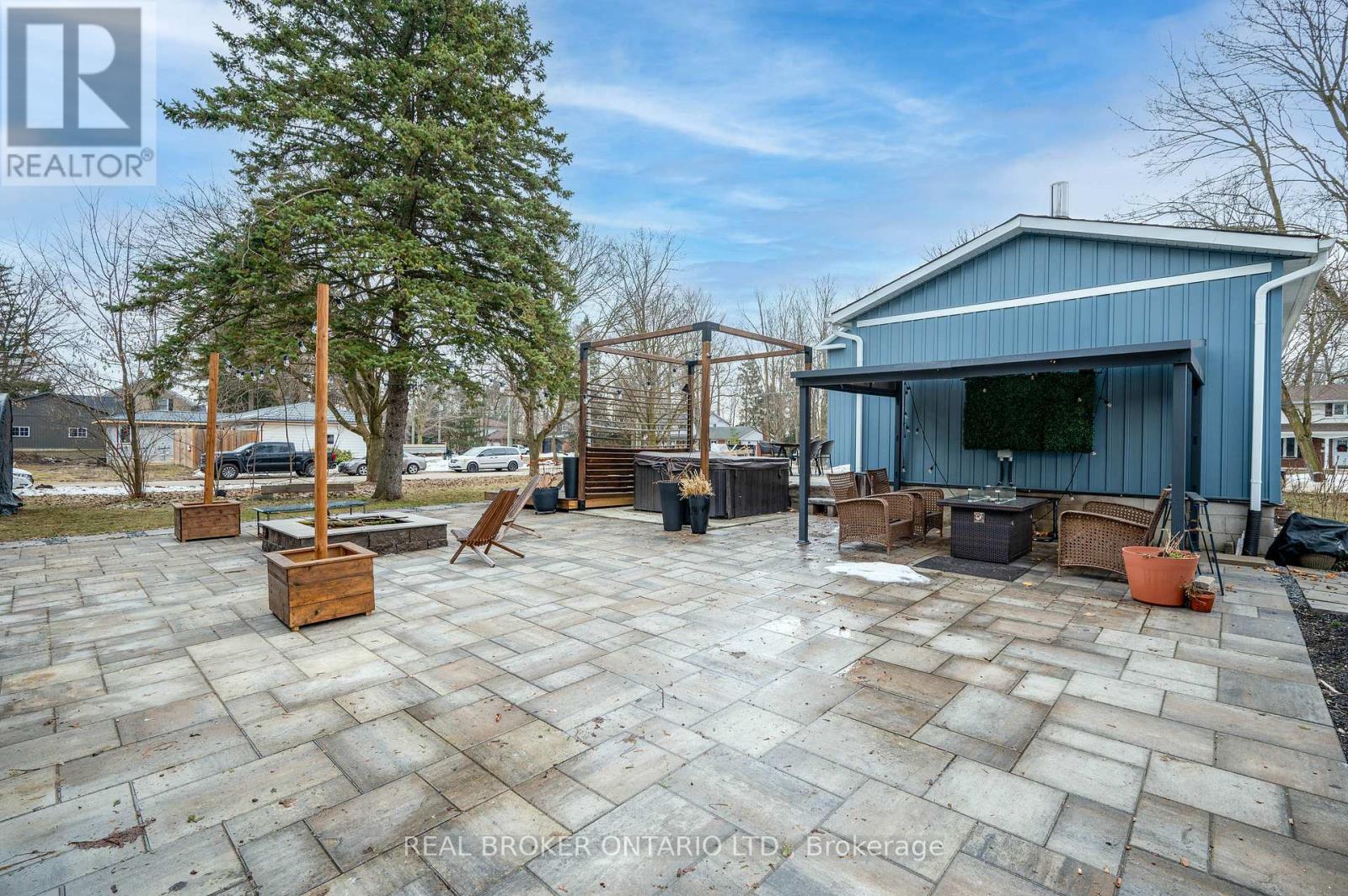 1043 Queens Bush Road, Wellesley, Ontario  N1B 2T0 - Photo 21 - X12872424