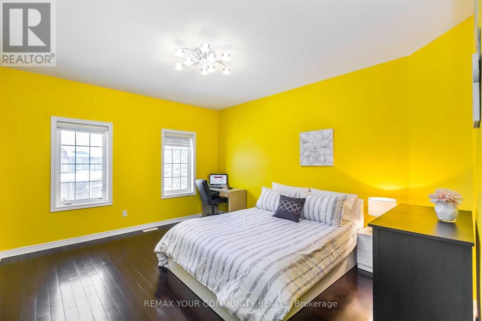 16 Foshan Avenue, Markham (Berczy), Ontario  L6C 0S1 - Photo 15 - N12877116