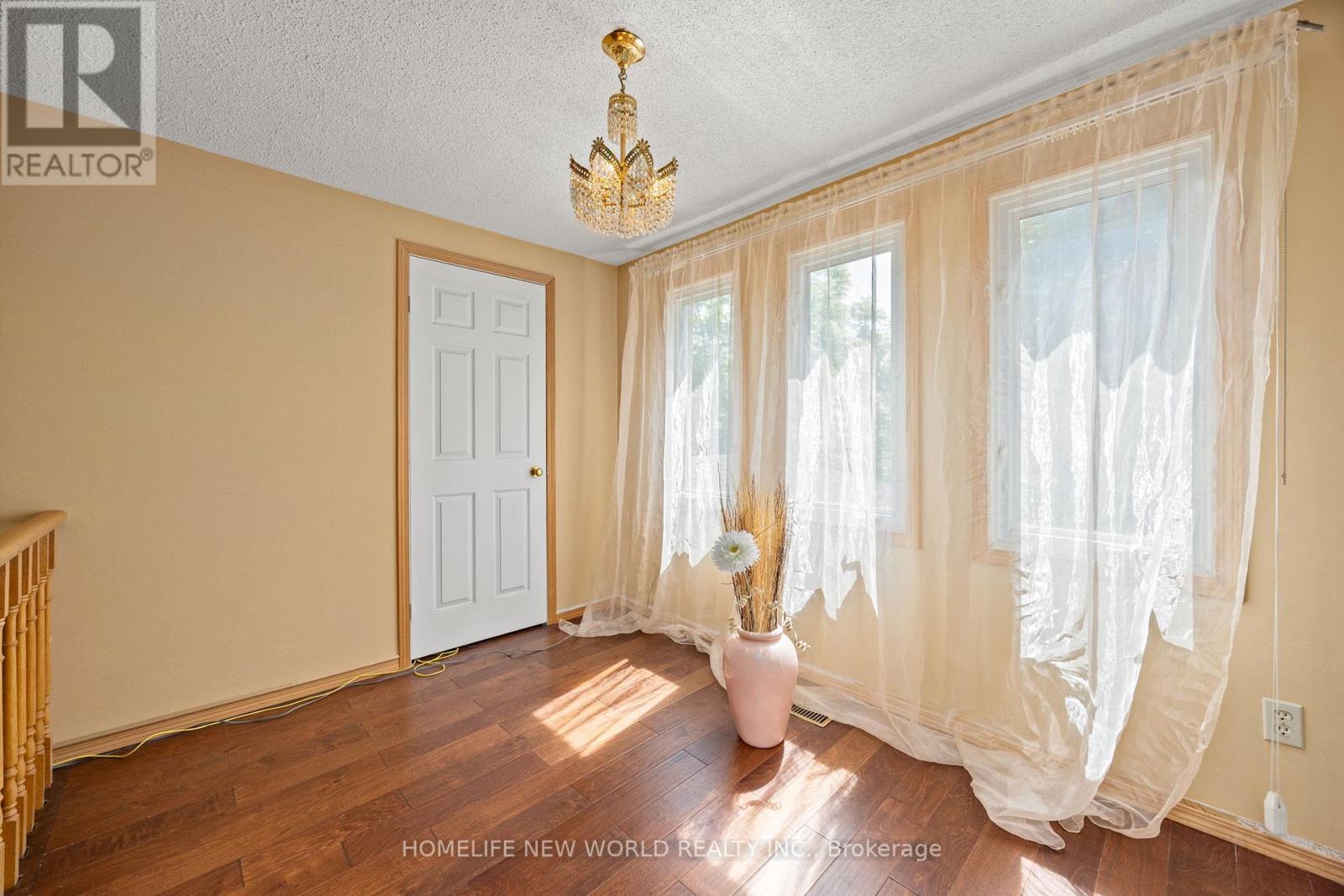 158 Murray Drive, Aurora (Aurora Highlands), Ontario  L4G 2C5 - Photo 23 - N12877138