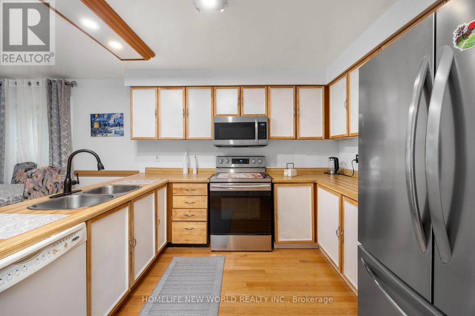 158 Murray Drive, Aurora (Aurora Highlands), Ontario  L4G 2C5 - Photo 32 - N12877138