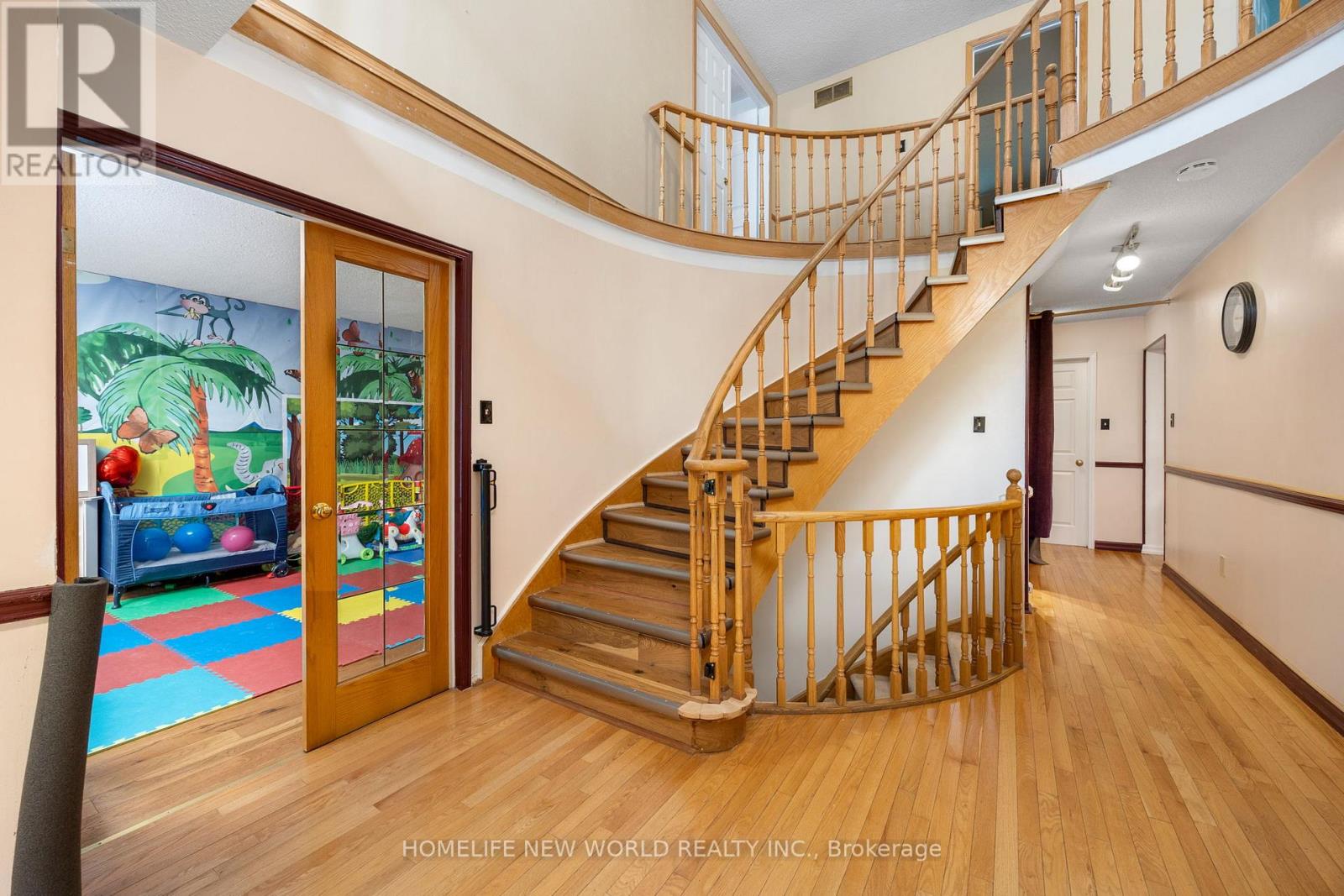 158 Murray Drive, Aurora (Aurora Highlands), Ontario  L4G 2C5 - Photo 36 - N12877138