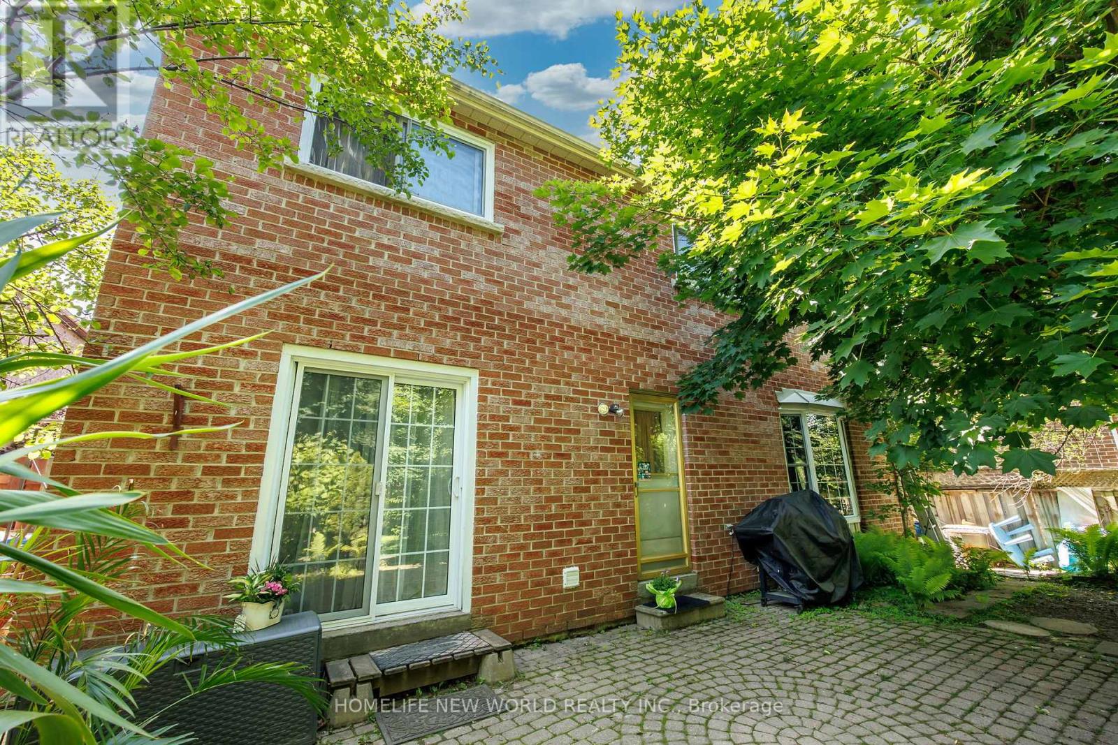 158 Murray Drive, Aurora (Aurora Highlands), Ontario  L4G 2C5 - Photo 5 - N12877138