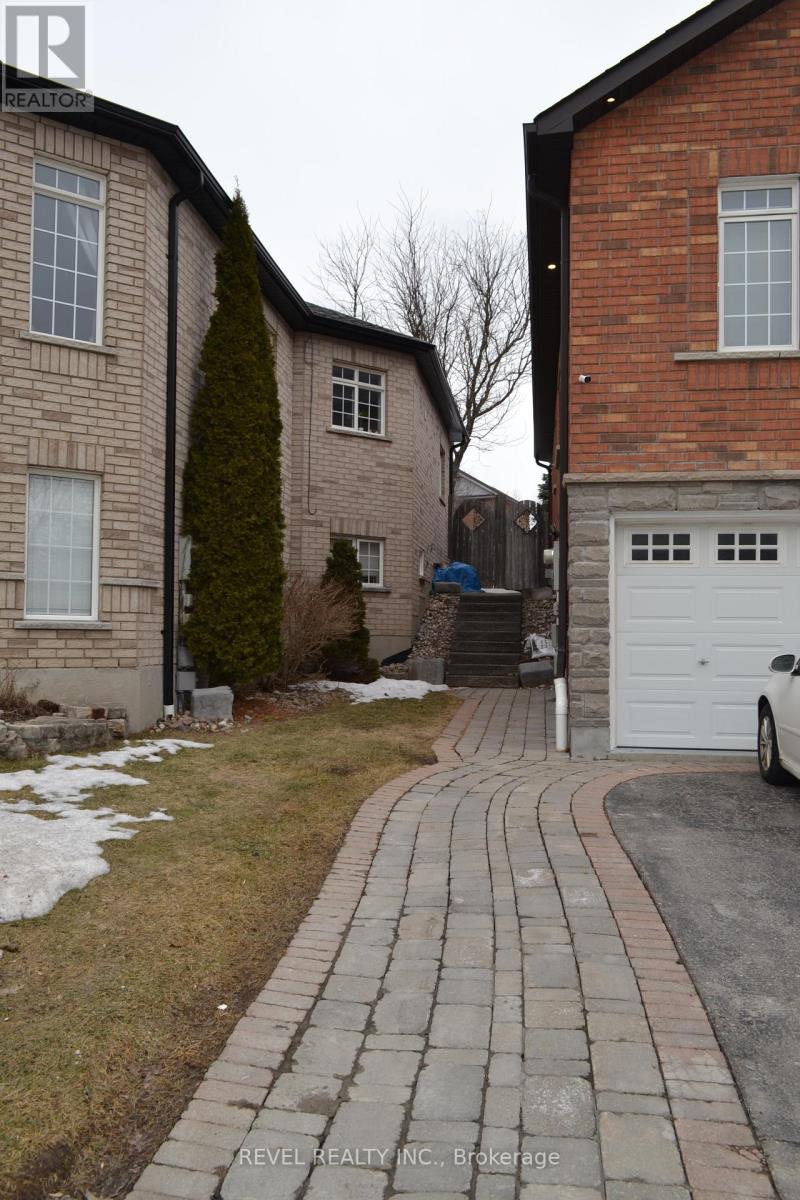 Bsmt - 251 Deerglen Terrace, Aurora (Aurora Grove), Ontario  L4G 6Y6 - Photo 3 - N12877208
