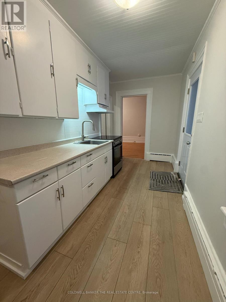 Main - 59a Wellington Street E, Aurora (Aurora Village), Ontario  L4G 1H6 - Photo 5 - N12877216