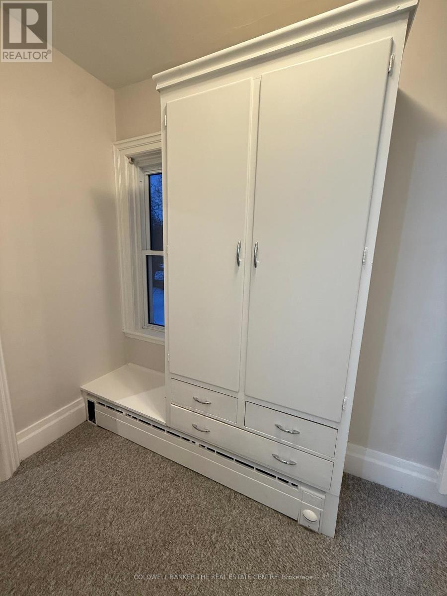 Upper - 59b Wellington Street E, Aurora (Aurora Village), Ontario  L4G 1H6 - Photo 12 - N12877222