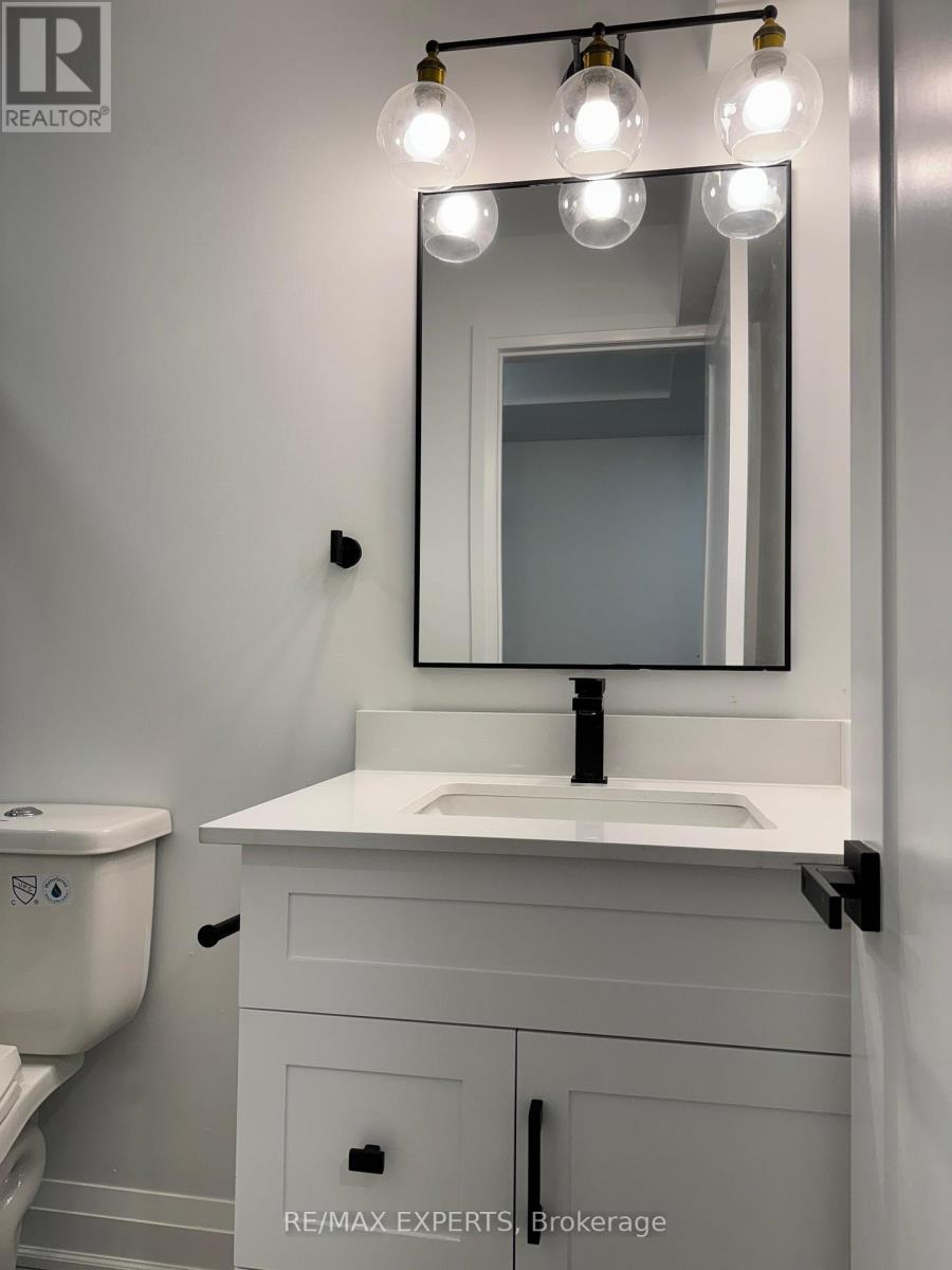 1279 Sweetfern Crescent, Milton (Cb Cobban), Ontario  L9E 1M1 - Photo 10 - W12877112