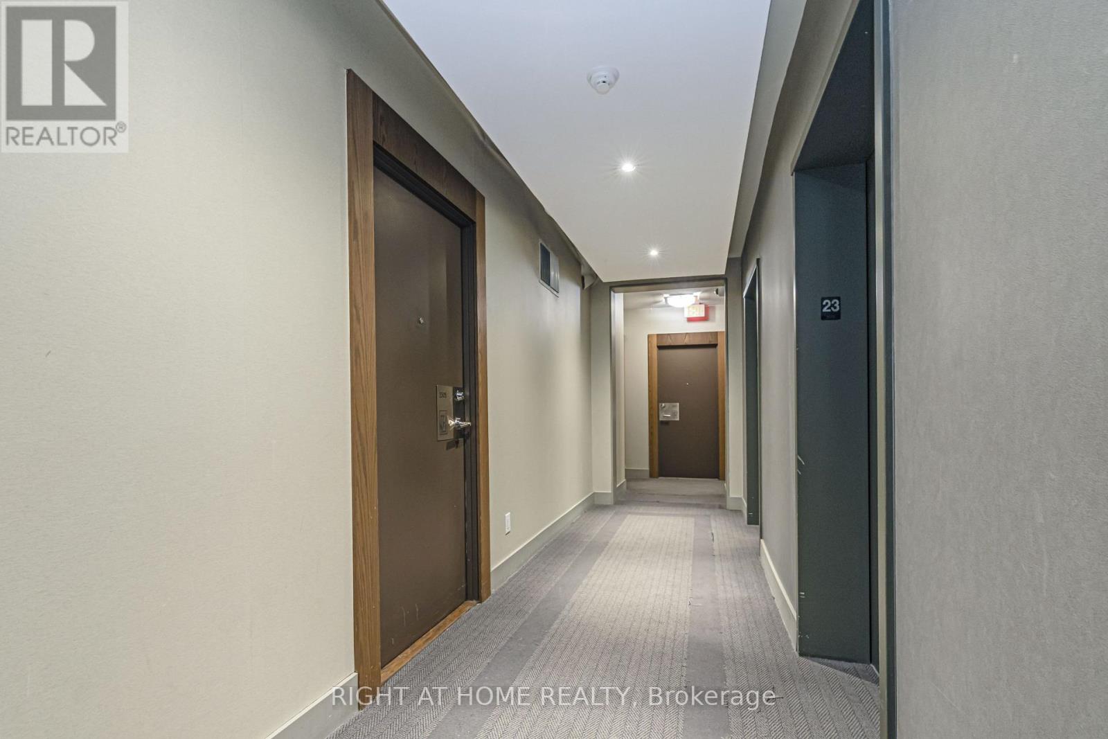 2305 - 4099 Brickstone Mews, Mississauga (Creditview), Ontario  L5B 0G2 - Photo 5 - W12877142