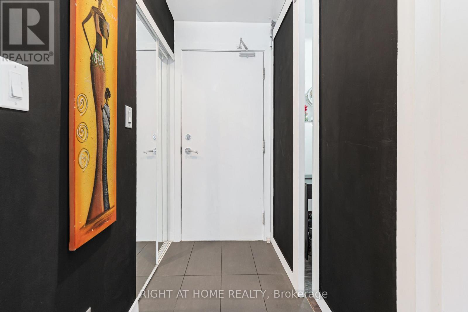 2305 - 4099 Brickstone Mews, Mississauga (Creditview), Ontario  L5B 0G2 - Photo 6 - W12877142