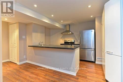 4 Major William Sharpe Drive, Brampton (Northwood Park), Ontario  L6X 3E7 - Photo 2 - W12877178