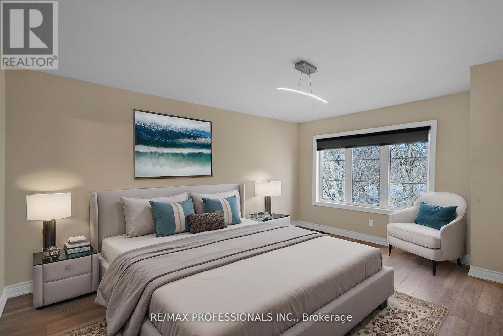 74 Dryden Way, Toronto (Willowridge-Martingrove-Richview), Ontario  M9R 0B2 - Photo 10 - W12877226