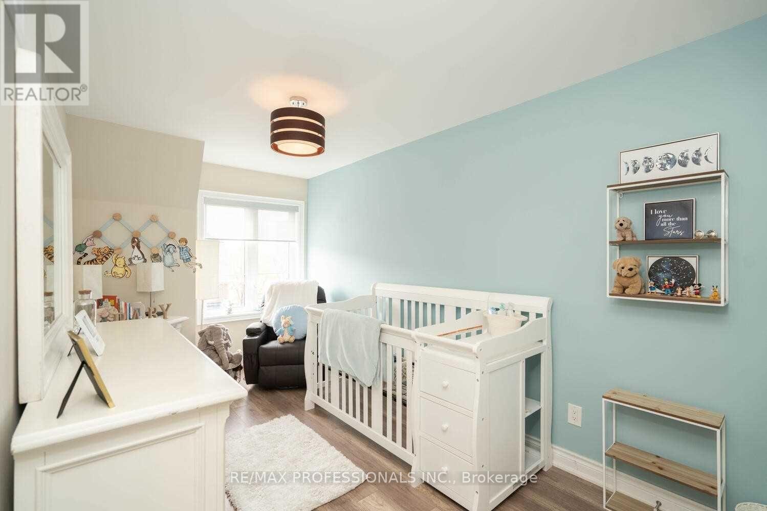 74 Dryden Way, Toronto (Willowridge-Martingrove-Richview), Ontario  M9R 0B2 - Photo 14 - W12877226