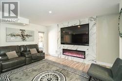 74 Dryden Way, Toronto (Willowridge-Martingrove-Richview), Ontario  M9R 0B2 - Photo 7 - W12877226
