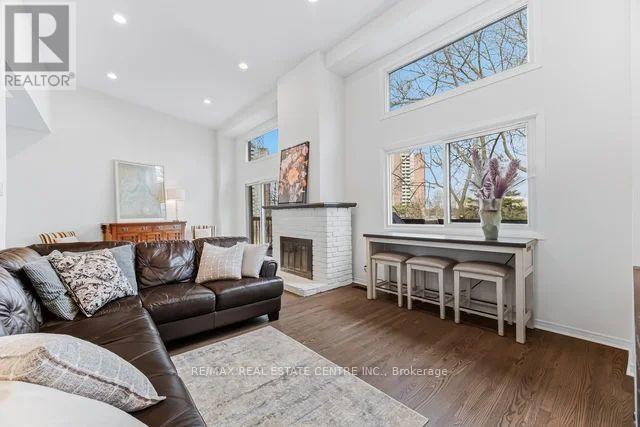 85 - 4165 Fieldgate Drive, Mississauga, Ontario  L4W 2M9 - Photo 8 - W12877232