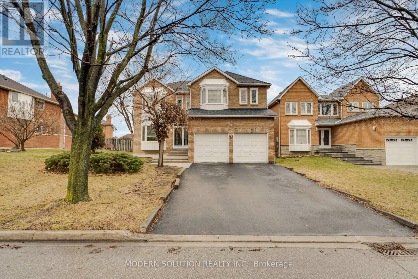 438 OJIBWAY TRAIL, mississauga (hurontario), Ontario