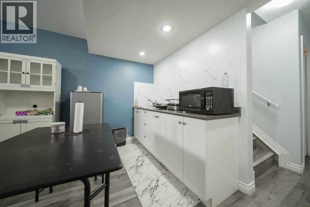 180 Grosbeak Way, Fort Mcmurray, Alberta  T9K 0L6 - Photo 33 - A2292071