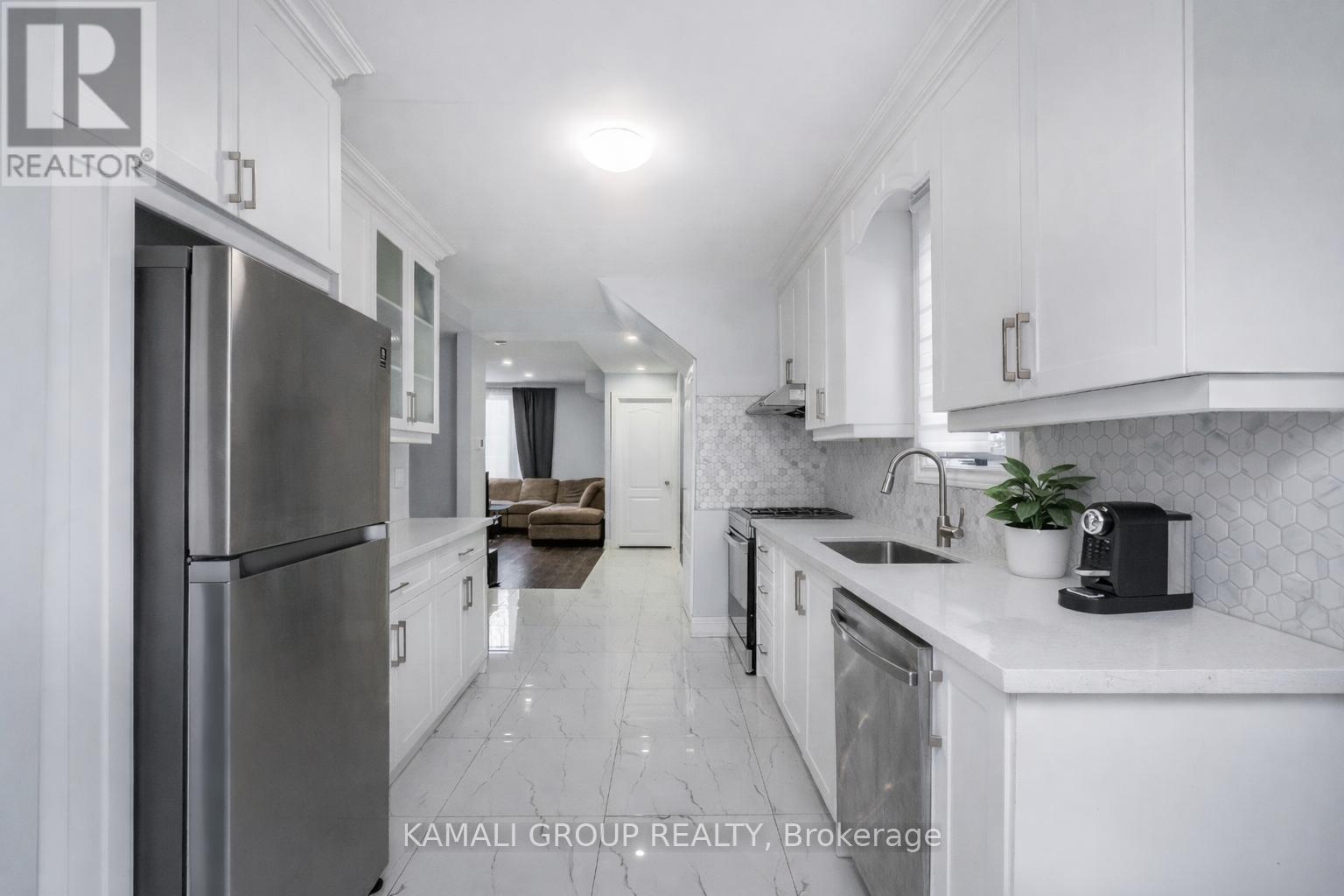 Unit 1 - 449 Kenilworth Avenue N, Hamilton, Ontario  L8H 4T5 - Photo 6 - X12863750