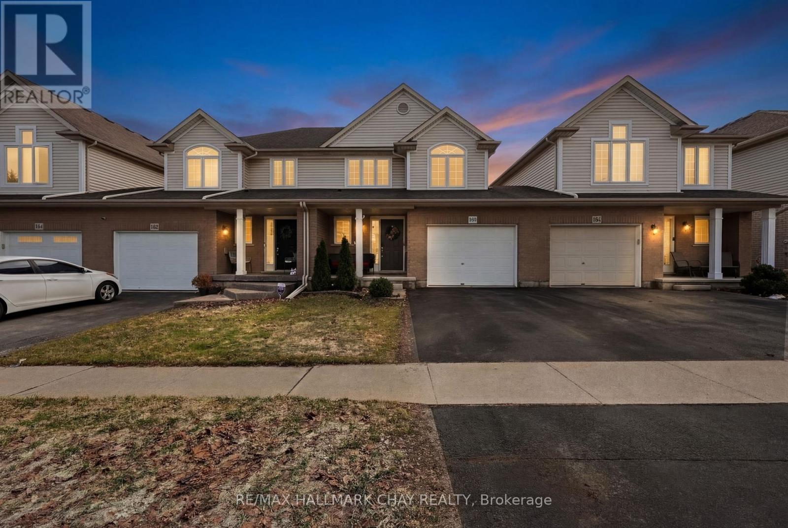 160 Mcbride Drive, St. Catharines, Ontario  L2S 4E3 - Photo 1 - X12876626