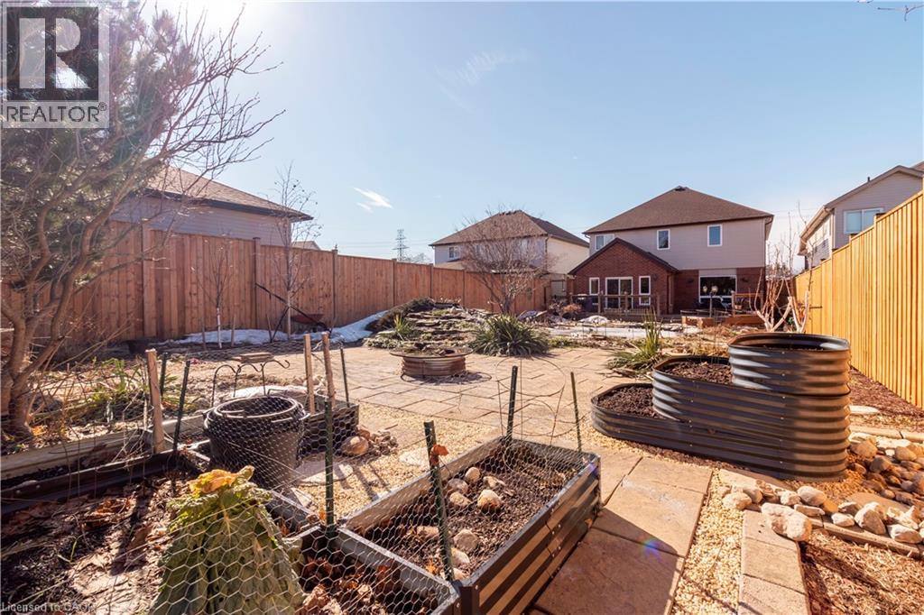 622 Doon South Drive, Kitchener, Ontario  N2P 2X4 - Photo 39 - 40810579