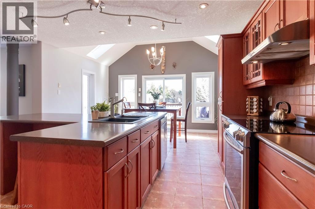 622 Doon South Drive, Kitchener, Ontario  N2P 2X4 - Photo 8 - 40810579