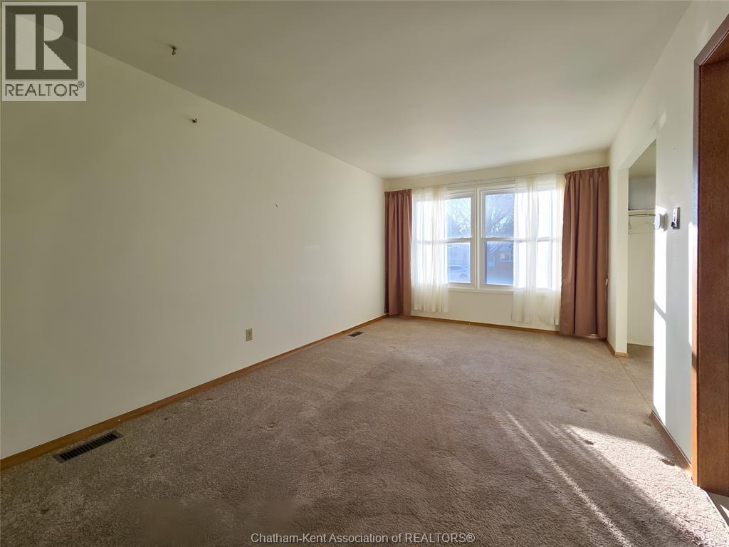 27 Blythewood Crescent, Chatham, Ontario  N7M 5N5 - Photo 15 - 26005088