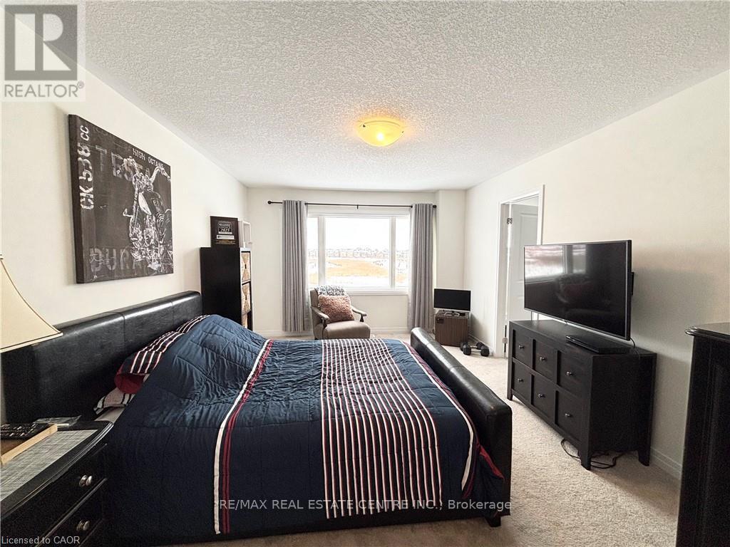 420 Newman Drive, Cambridge, Ontario  N1S 0E9 - Photo 13 - X12877198