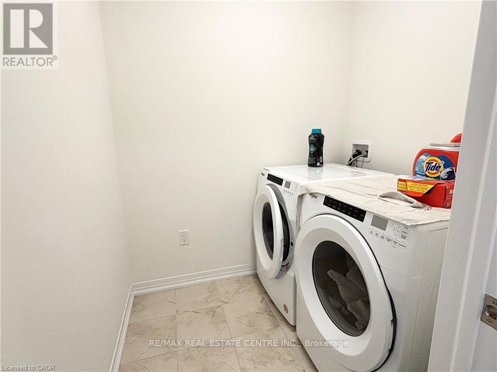 420 Newman Drive, Cambridge, Ontario  N1S 0E9 - Photo 14 - X12877198