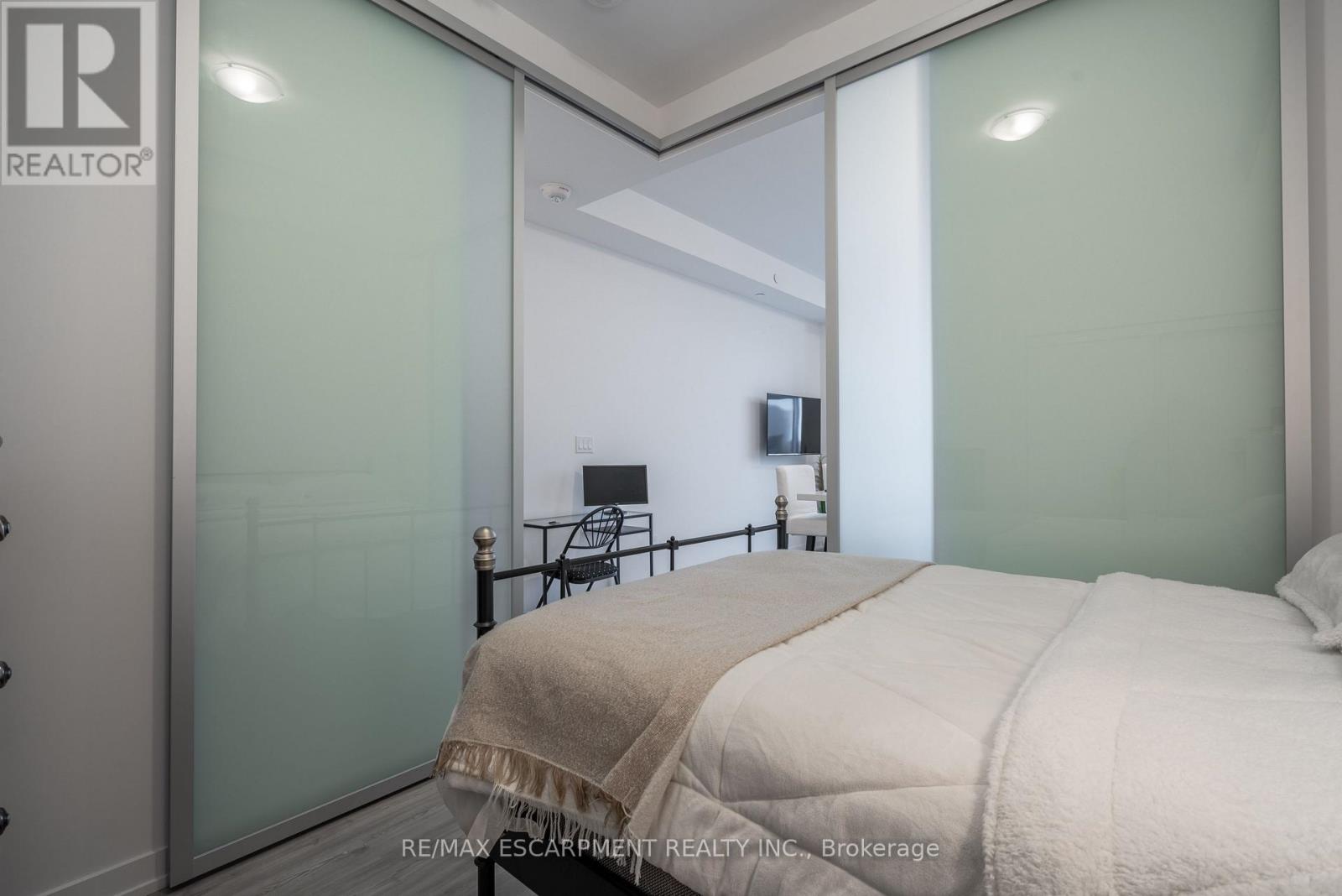 419 - 450 Dundas Street E, Hamilton (Waterdown), Ontario  L8B 1Z2 - Photo 10 - X12877234