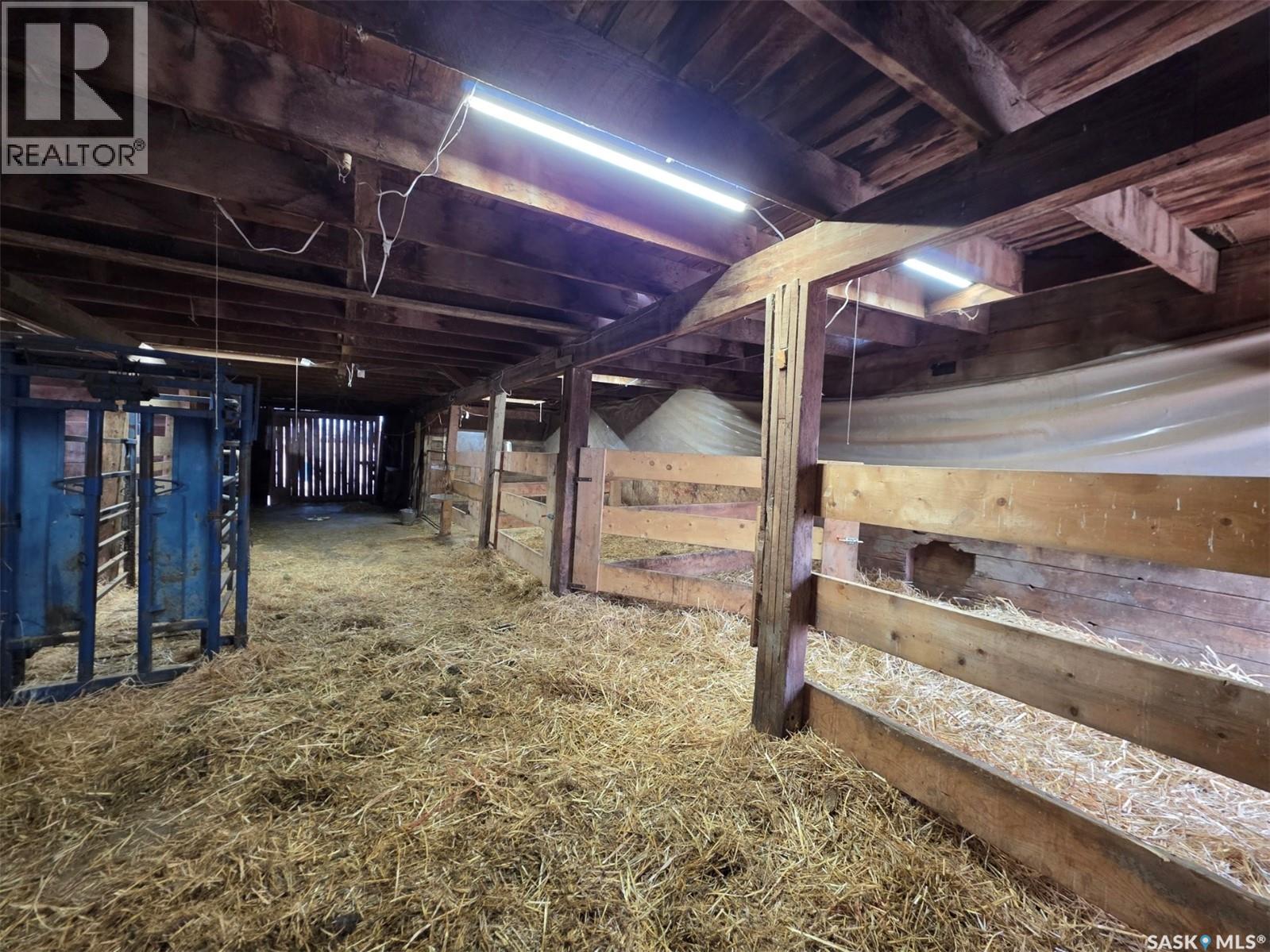 B&c Jones Acreage, Auvergne Rm No. 76, Saskatchewan  S0N 1Z0 - Photo 36 - SK030303