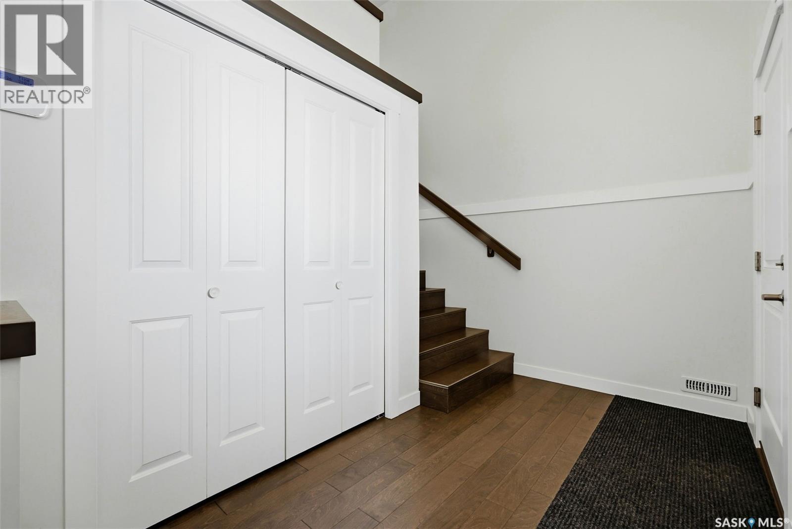 31 Hudson Drive, Pilot Butte, Saskatchewan  S0G 3Z0 - Photo 4 - SK030301